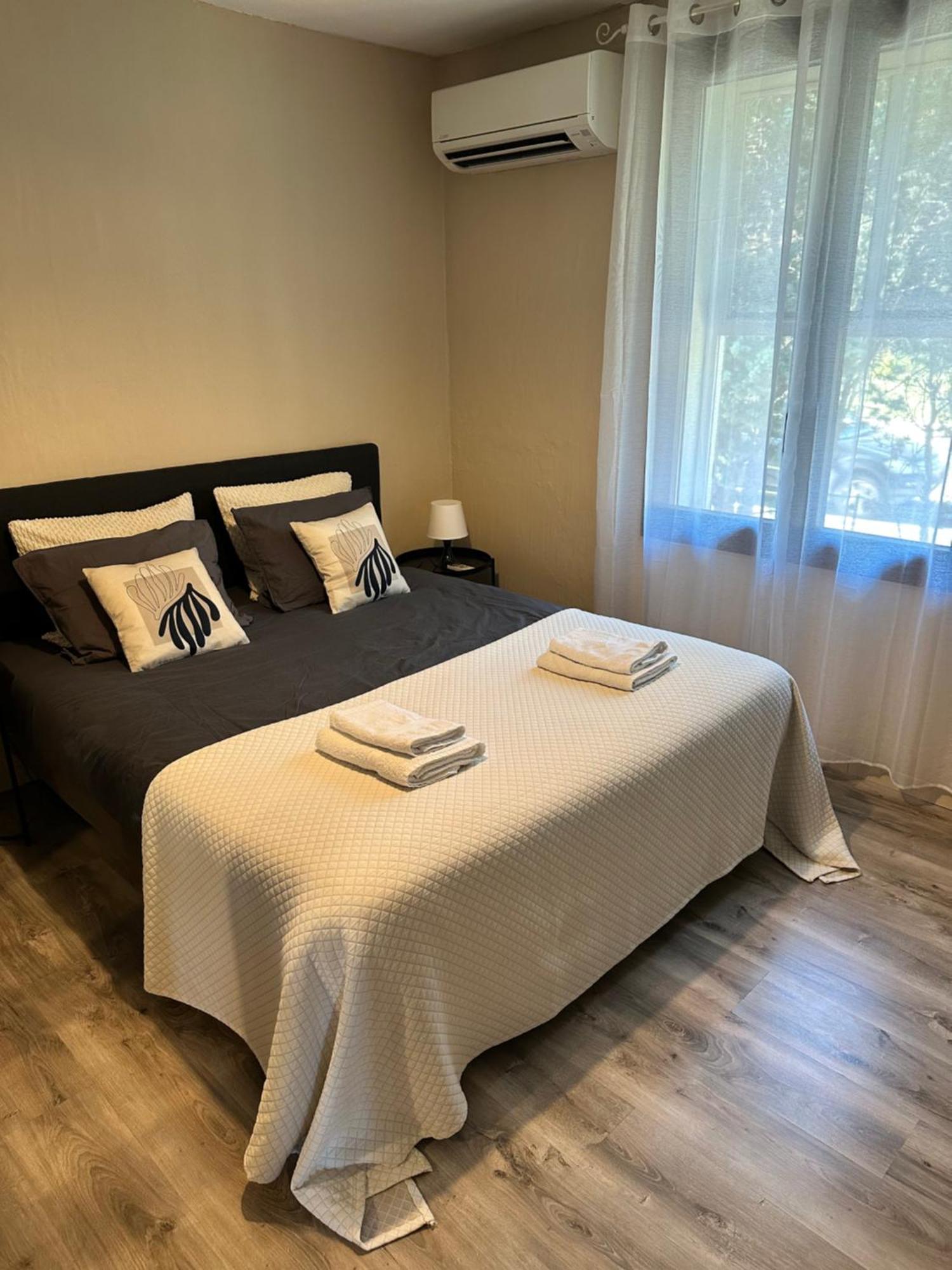 Ar De Vie Villa Chaleureuse En Provence Ventabren Luaran gambar
